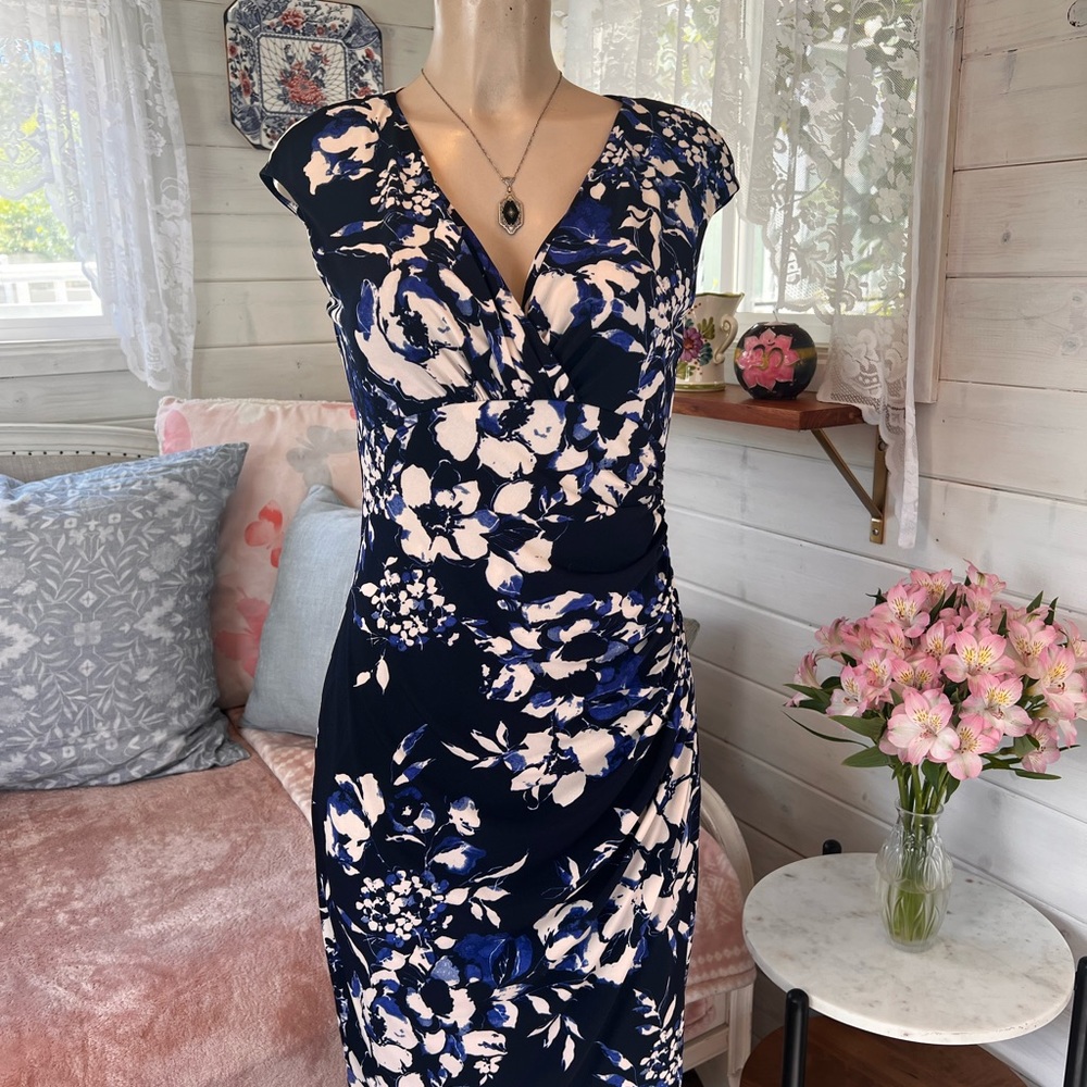 Lauren Ralph Lauren Dress | Navy Blue Floral Print Sheath Stretch Dress Size 8